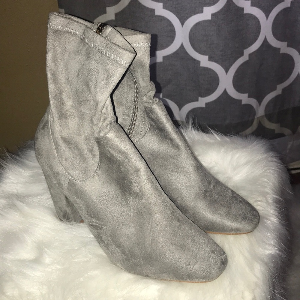 Suede Boots - Picture 6 of 7